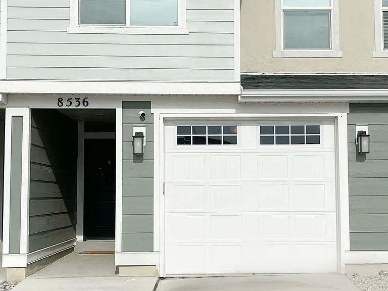 8536 W Beckville Dr — Photo 1