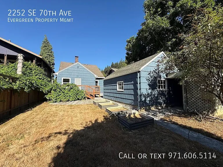 2252 SE 70th Ave — Photo 46