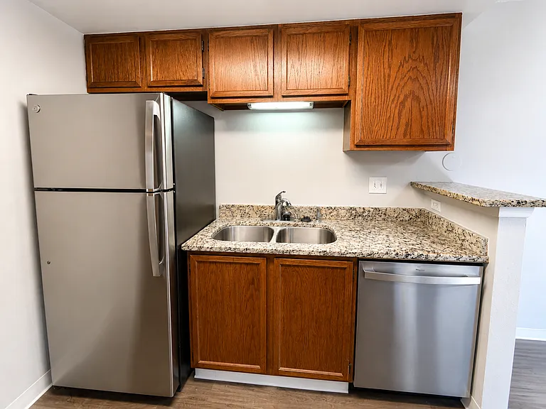 908 S Walden Way #203 — Photo 8