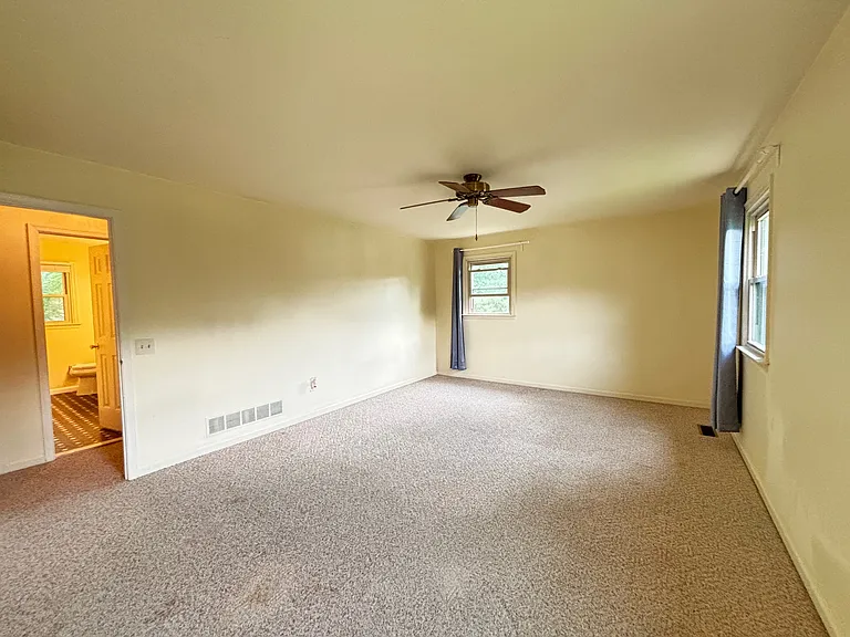 10 Kates Gln — Photo 11