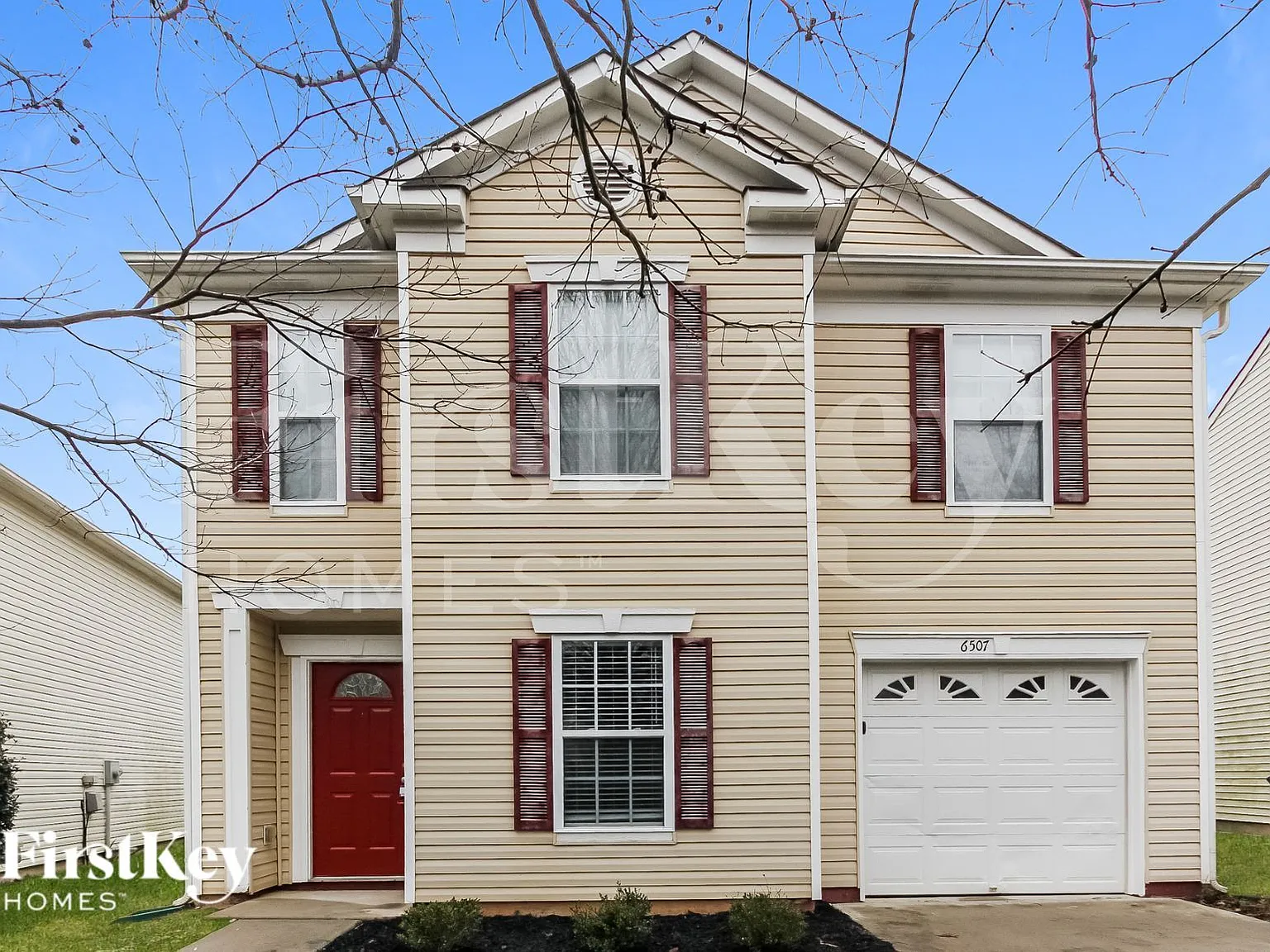 3 bed, 2.0 bath, 2325 sqft, $2,220 — Photo 1