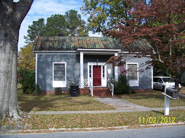 1st image of 209 W Greene St