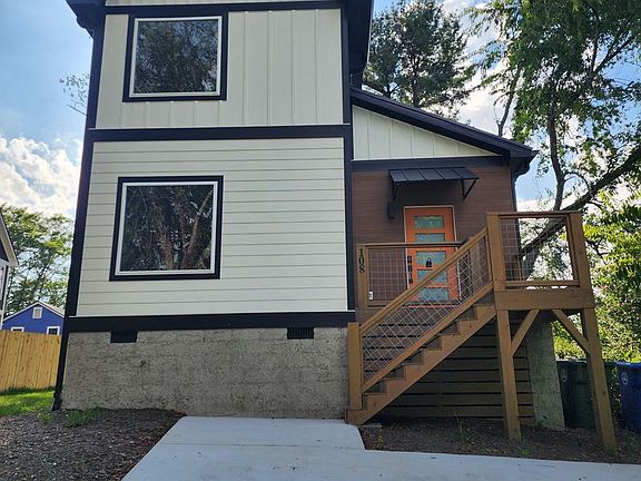 3rd image of 108 Tracy Ave