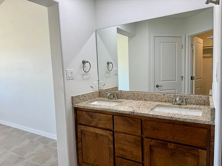 10857 Silver Spur Dr — Photo 18