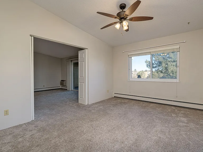 3022 S Wheeling Way #404 — Photo 16