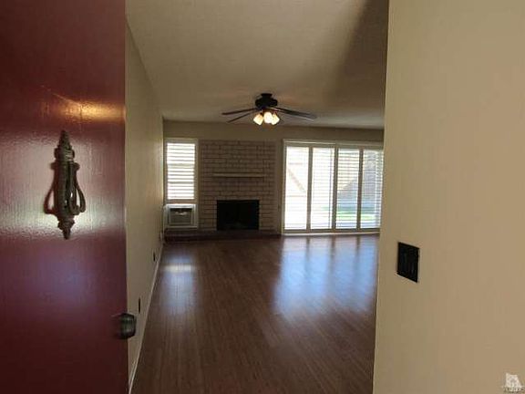 3rd image of 2294 Camilar Dr