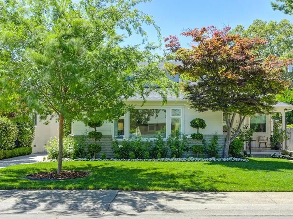 130 46th St, Sacramento, CA 95819