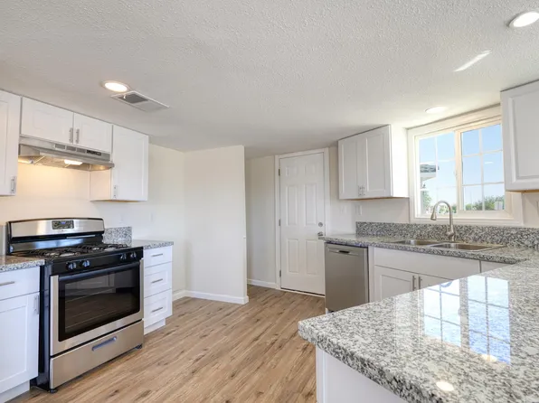 26804 Silver Lakes Pkwy, Helendale, CA 92342