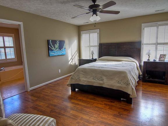 5th image of 464 Stones River Ln