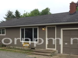 3665 Scenic Dr, Eugene, OR 97404