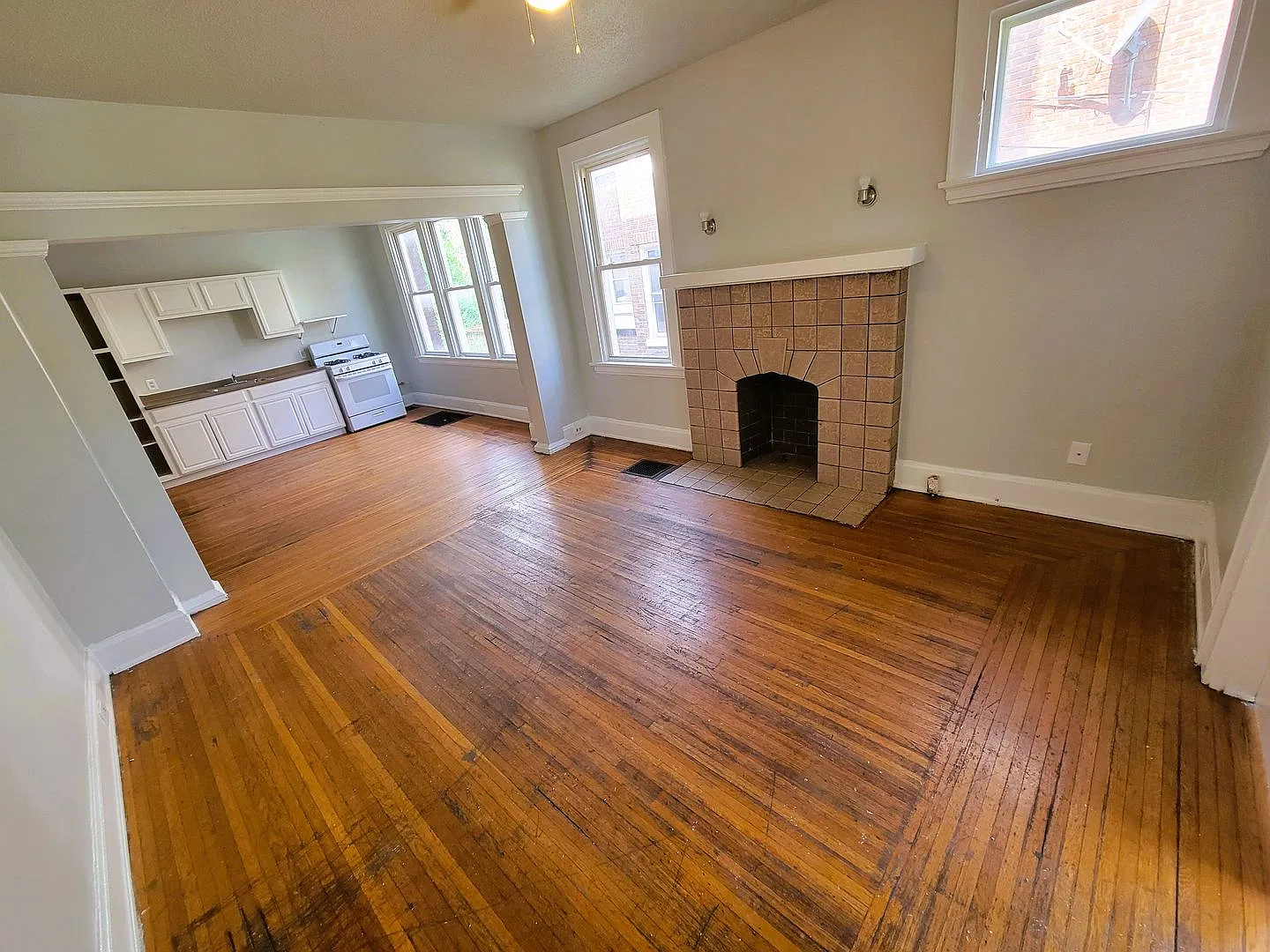 575 Blair Ave — Photo 3