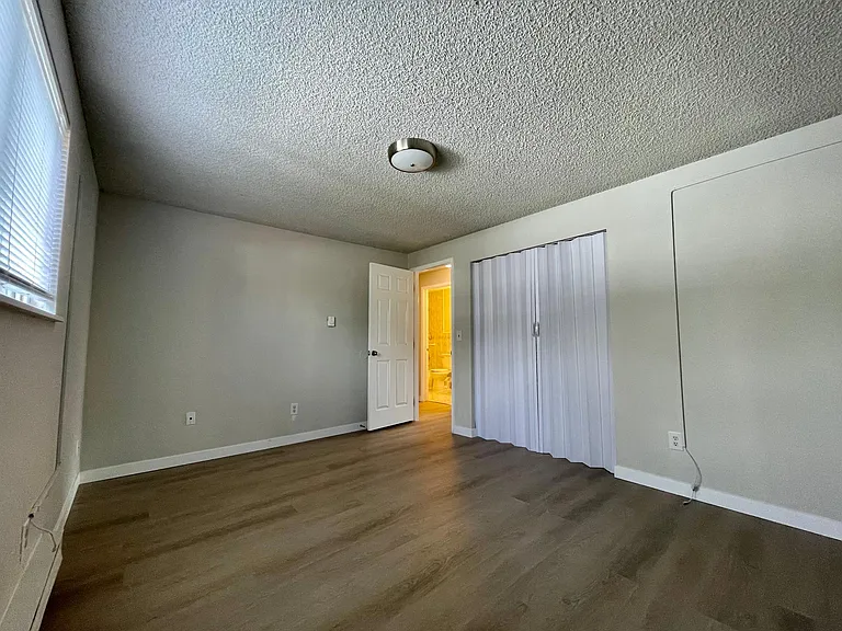 2715 S 256th Pl #A — Photo 10