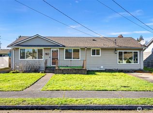 3021 Crane Avenue, Bremerton, WA 98310