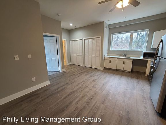 2nd image of 5524 Pulaski Ave #2