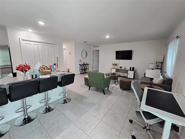 15271 Green Jay Rd — Photo 2