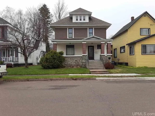 213 S Mansfield St, Ironwood, MI 49938