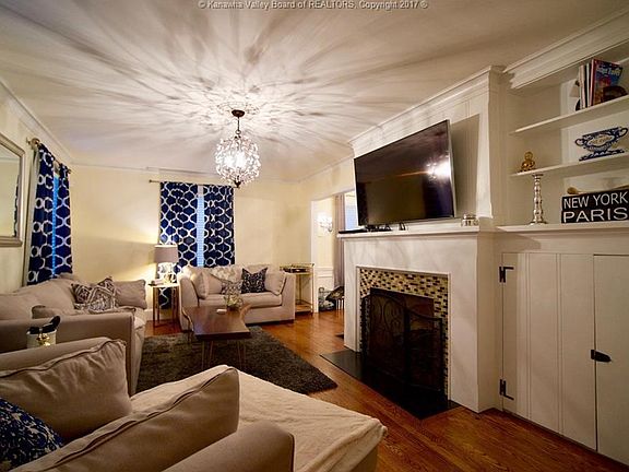 5th image of 207 28th St SE