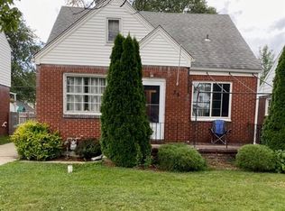 39 Liberty Ter, Cheektowaga, NY