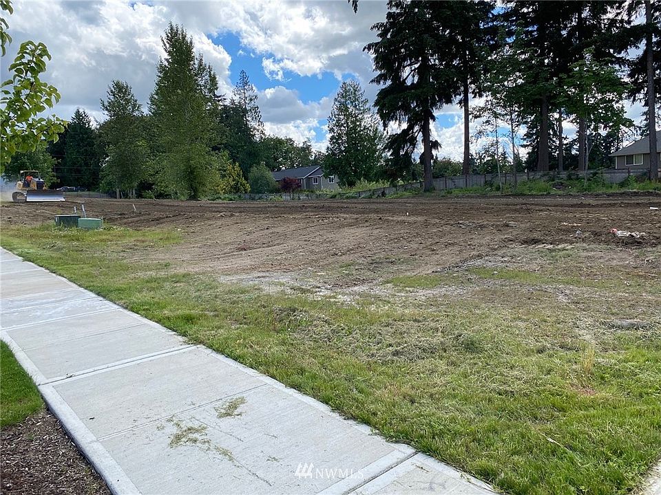 1st image of 0 Lot 3 32nd Street E