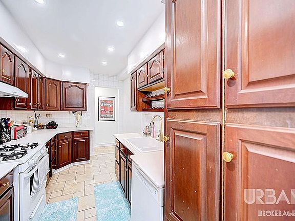 5th image of 2465 Palisade Ave APT 2-H