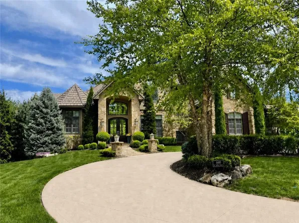 4600 W 146th St, Leawood, KS 66224
