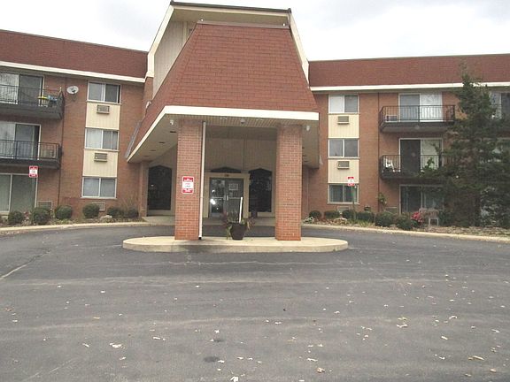 2nd image of 1198 Royal Glen Dr APT 109