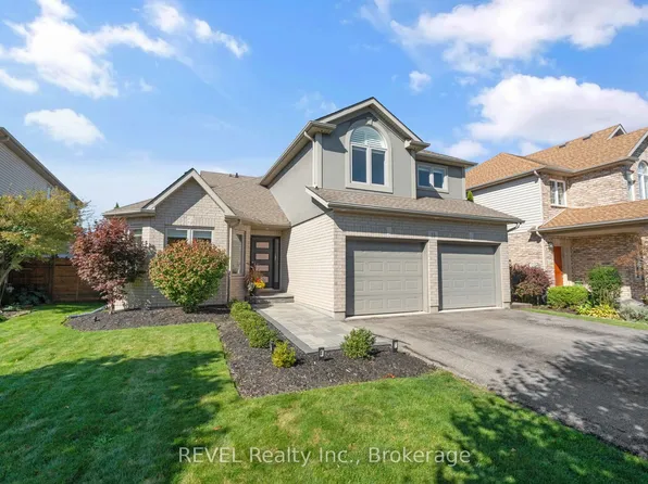 35 Agincourt Cres, Saint Catharines, ON L2S 4B4