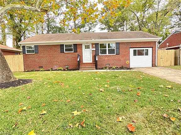 3rd image of 213 Martha Lee Dr