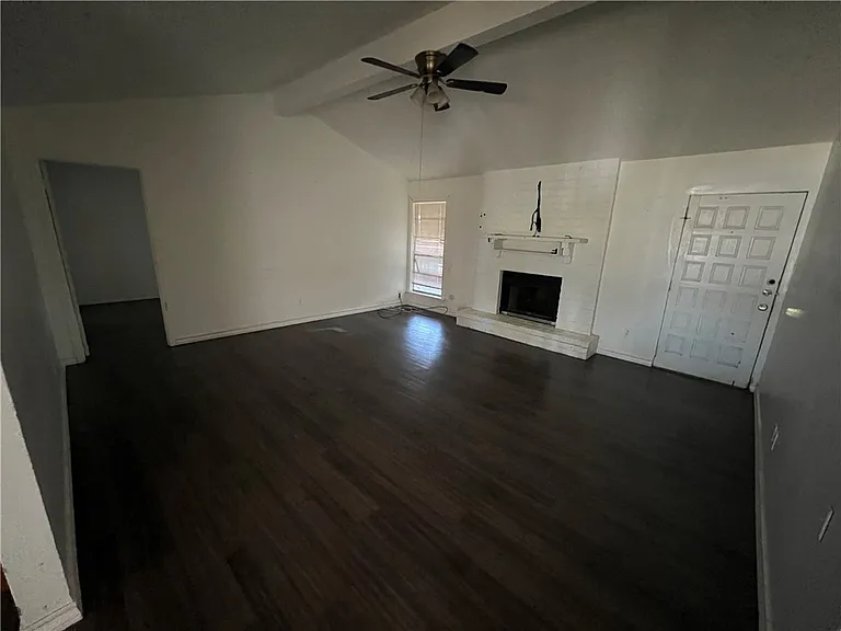8125 Baylark Dr — Photo 3