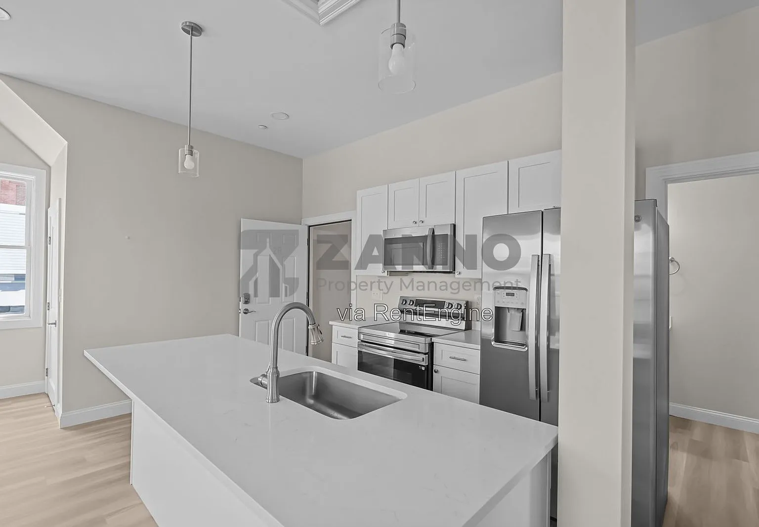2 bed, 1.0 bath, 750 sqft, $2,350 — Photo 4