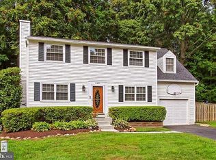 8430 Great Lake Ln, Springfield, VA 22153