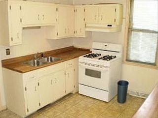 4th image of 332 N Highview Ave APT 1