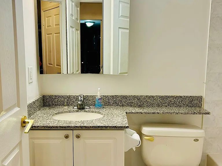 5500 Yonge St #505 — Photo 31