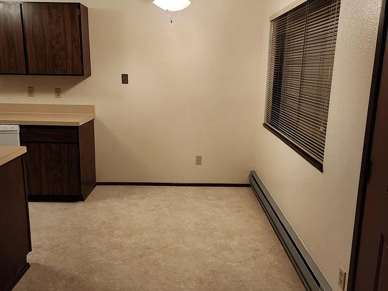 8621 N Edison St #7 — Photo 2