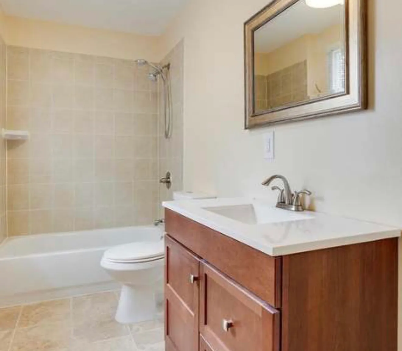 3 bed, 1600 sqft, $2,300 — Photo 3