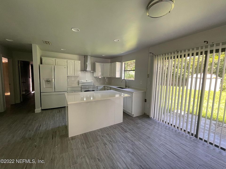 1st image of 6602 Wellington Place Ln