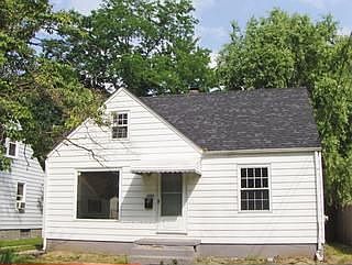 2nd image of 1233 Crescent Dr