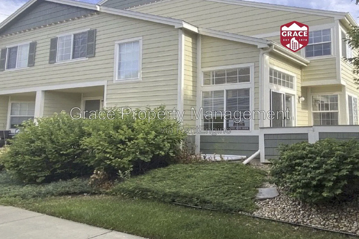 2 bed, 2.5 bath, 1709 sqft, $2,095 — Photo 1