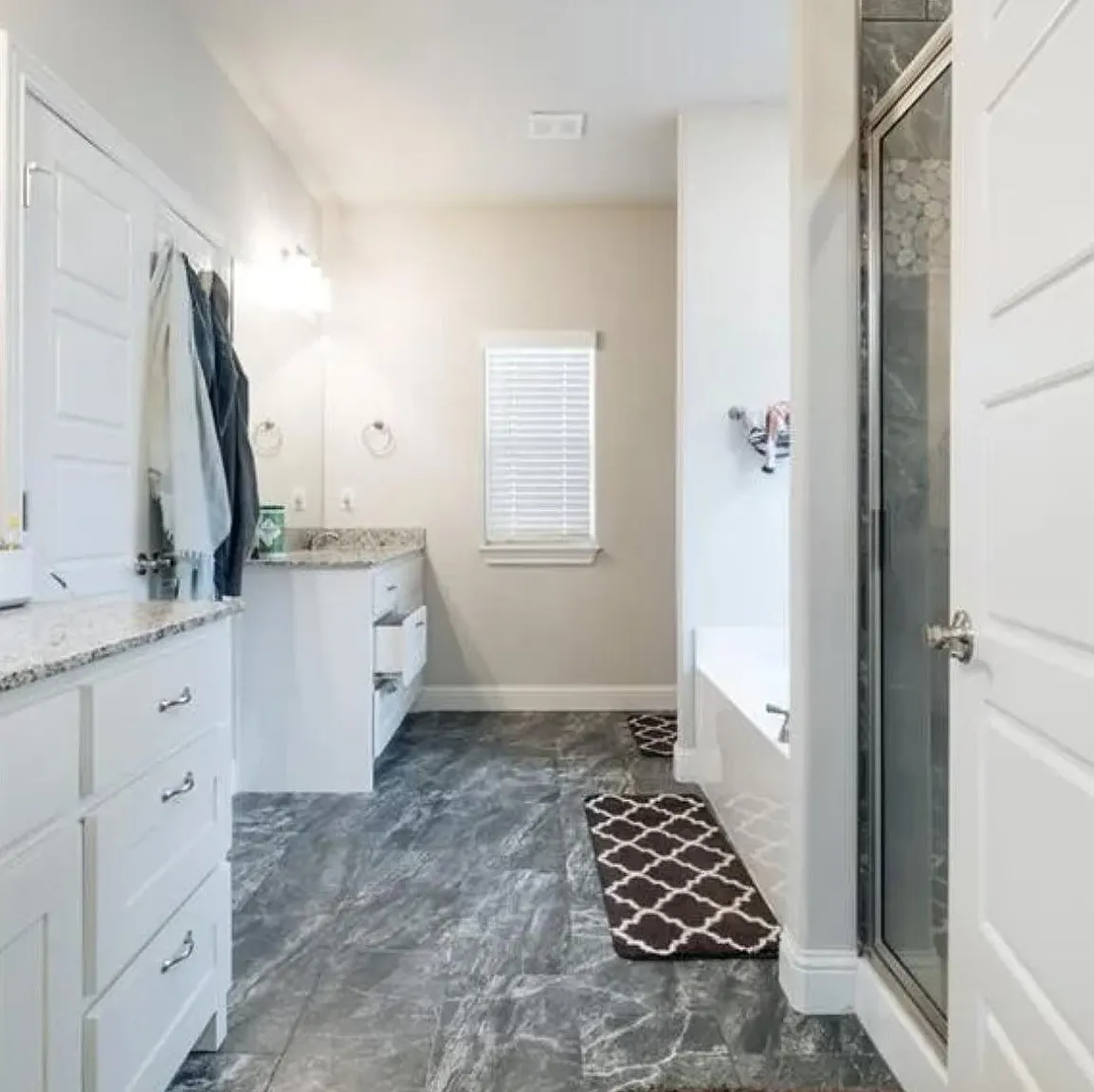 4 bed, 2057 sqft, $2,075 — Photo 1
