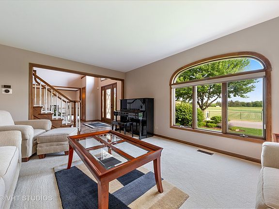 5th image of 1520 Willow Creek Ln