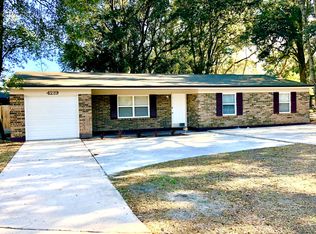 4219 Pointe Haven Dr S, Jacksonville, FL 32218