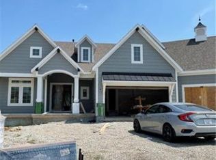 10409 W 174th St, Overland Park, KS 66221