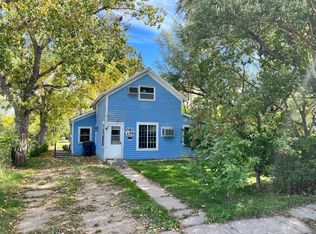 118 N Lamro St, Winner, SD 57580