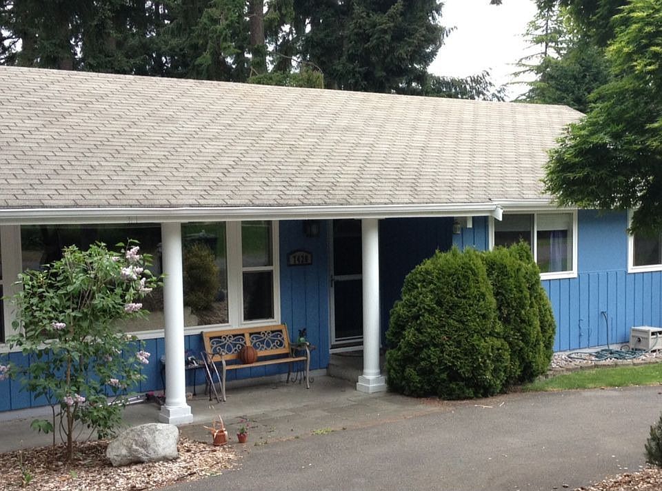 2nd image of 7420 NE 156th St