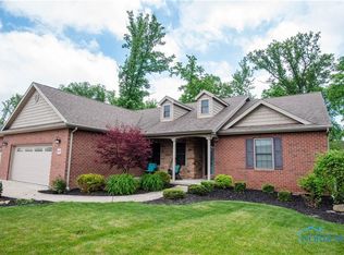 1431 White Birch Dr, Findlay, OH 45840