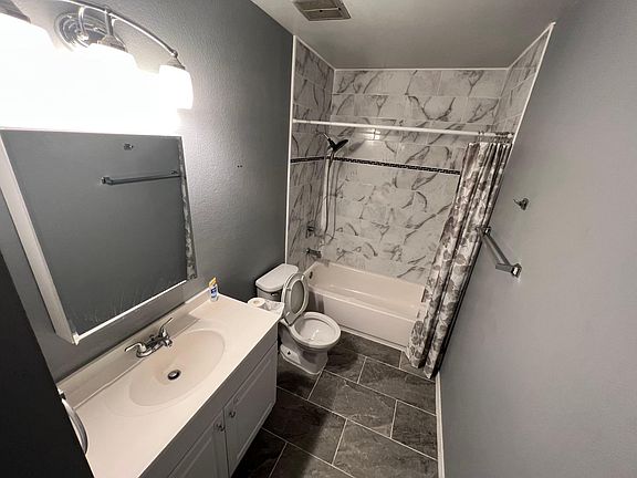 5th image of 12835 10th St APT 34