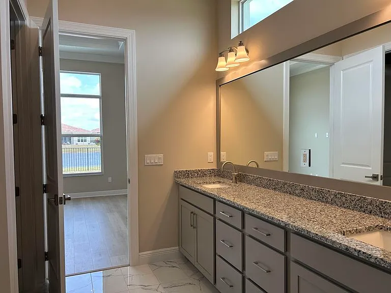 11243 SW Pietra Way — Photo 13