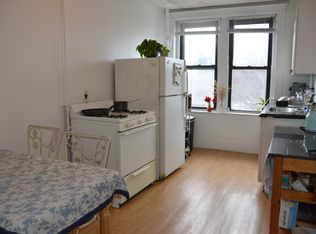 240 Hemenway St #11, Boston, MA 02115