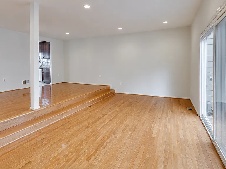2961 Cashel Ln — Photo 15