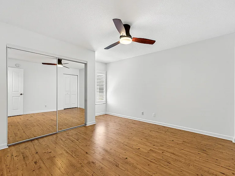 5662 SE Schooner Oaks Way — Photo 21
